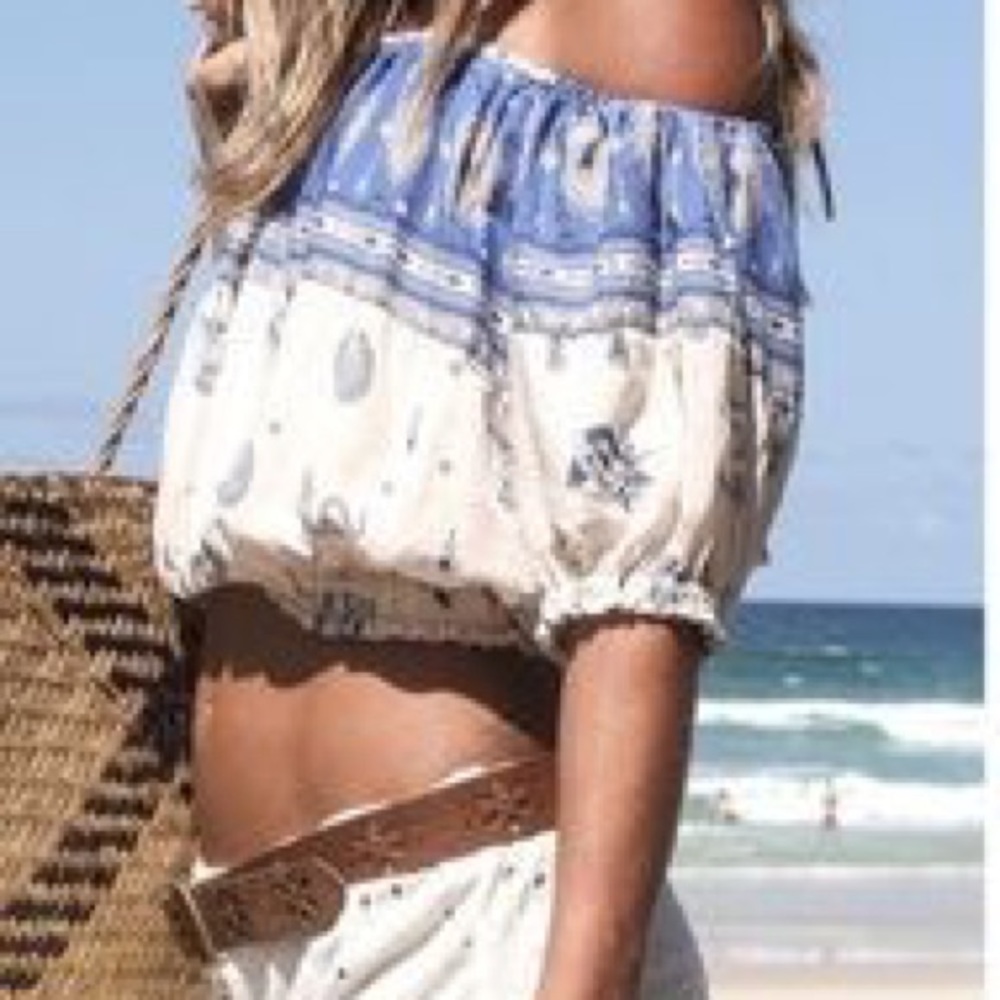 ❤️ Spell Coyote off the shoulder crop top ❤️
